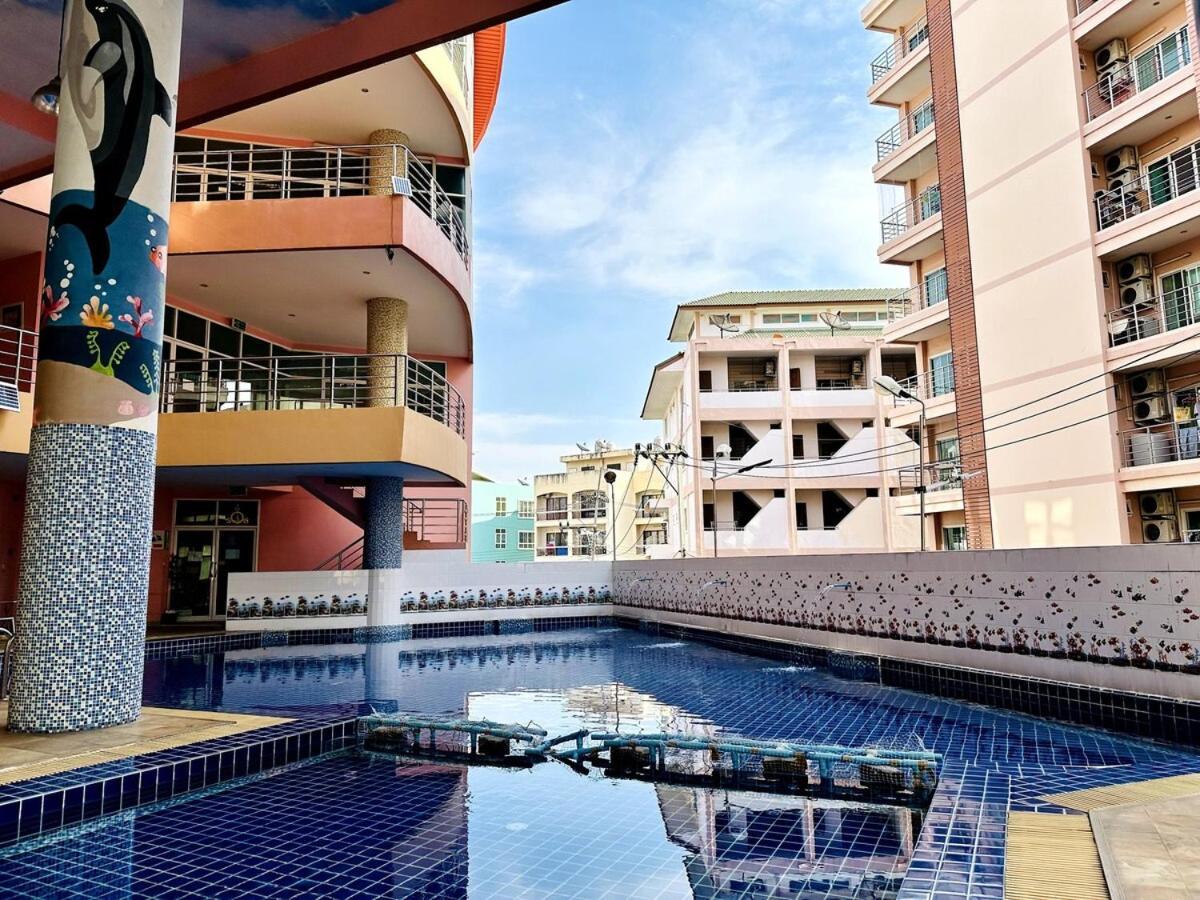 Wisdom Burg Bangsaen, Pool, Gym Ban Rong Khoei Exterior foto