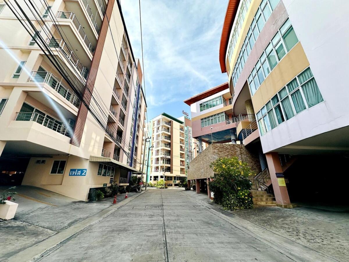 Wisdom Burg Bangsaen, Pool, Gym Ban Rong Khoei Exterior foto