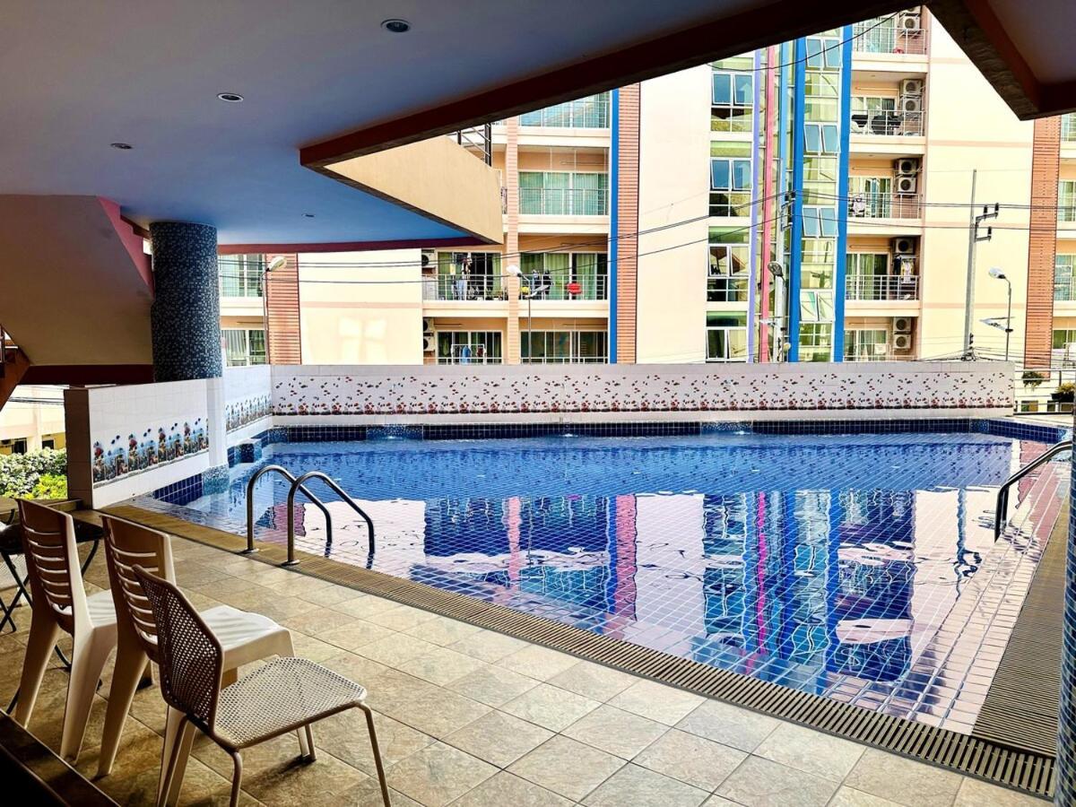 Wisdom Burg Bangsaen, Pool, Gym Ban Rong Khoei Exterior foto